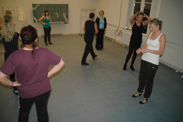 Manuela gibt Instruktionen